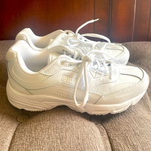 Fila Size 8 Memory Workshift Women’s Slip Resistant Athletic Shoes